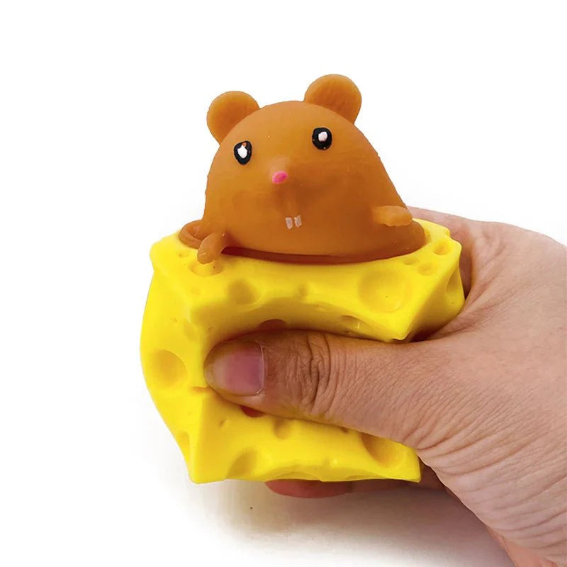 Stress-Relieving Pet Cheese Mouse – Fun Squeeze Toy